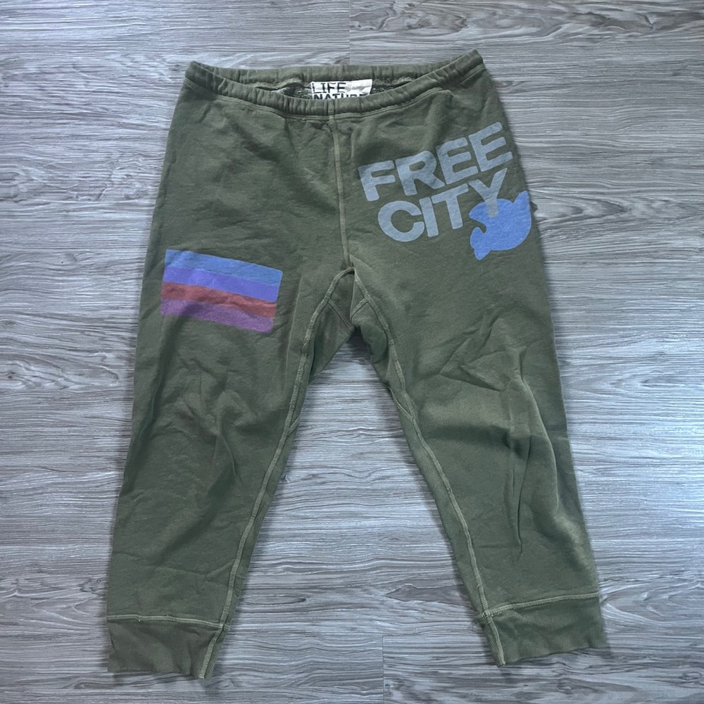 FREECITY Life Nature Love Olive Green Dove Logo Sweatpants Joggers Large